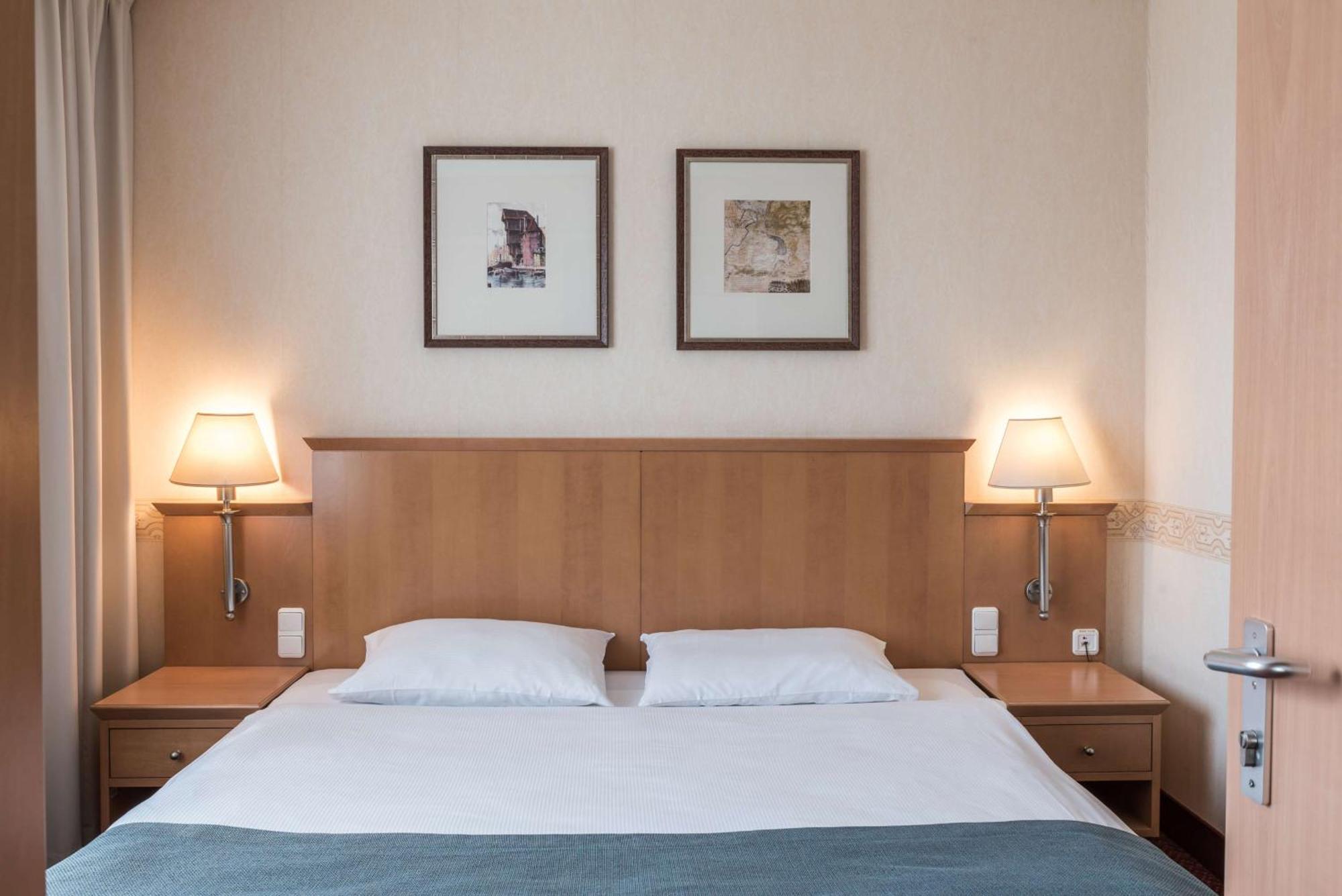 Junior Suite,1649877825:JPEG